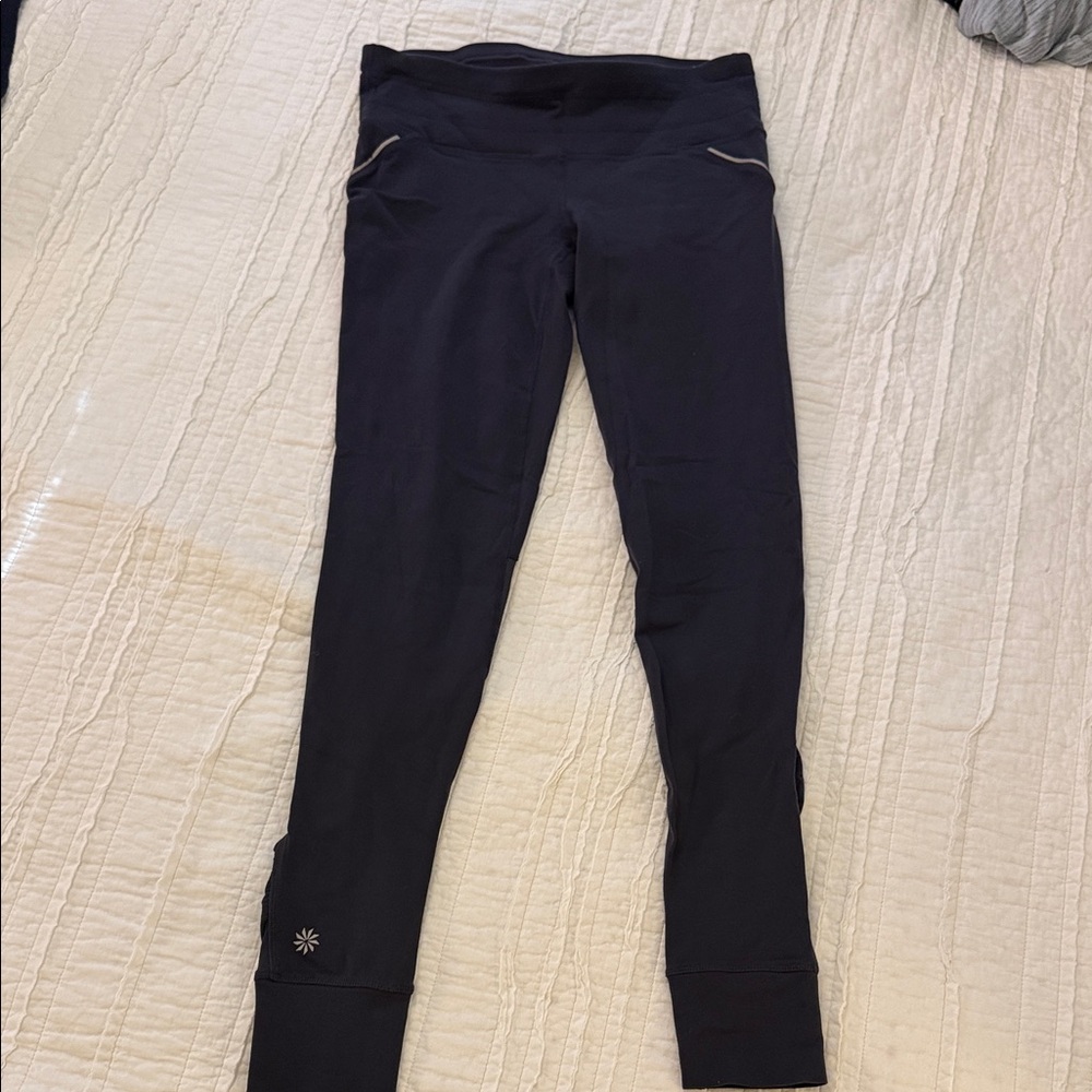 Women Athleta charcoal relay small tall Leggings